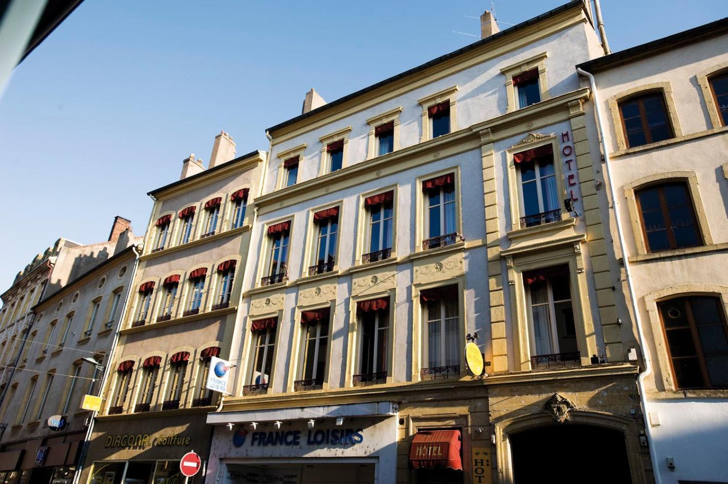 Logis-Hotel Des Oliviers 티옹빌 외부 사진